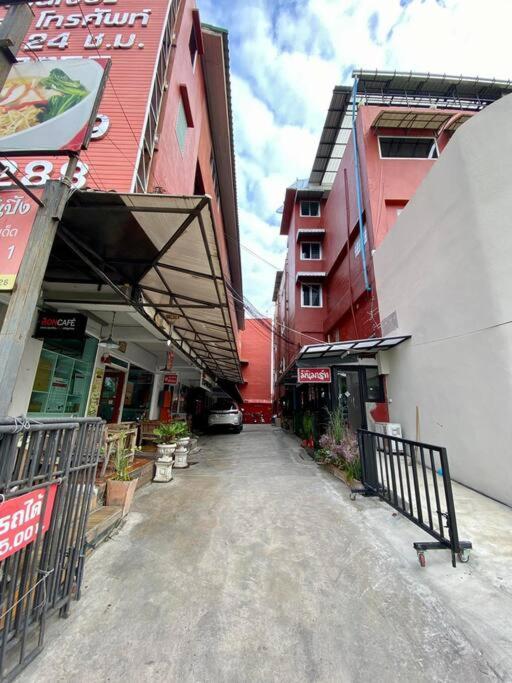 Ratanawong Place 405 กรุงเทพมหานคร ภายนอก รูปภาพ